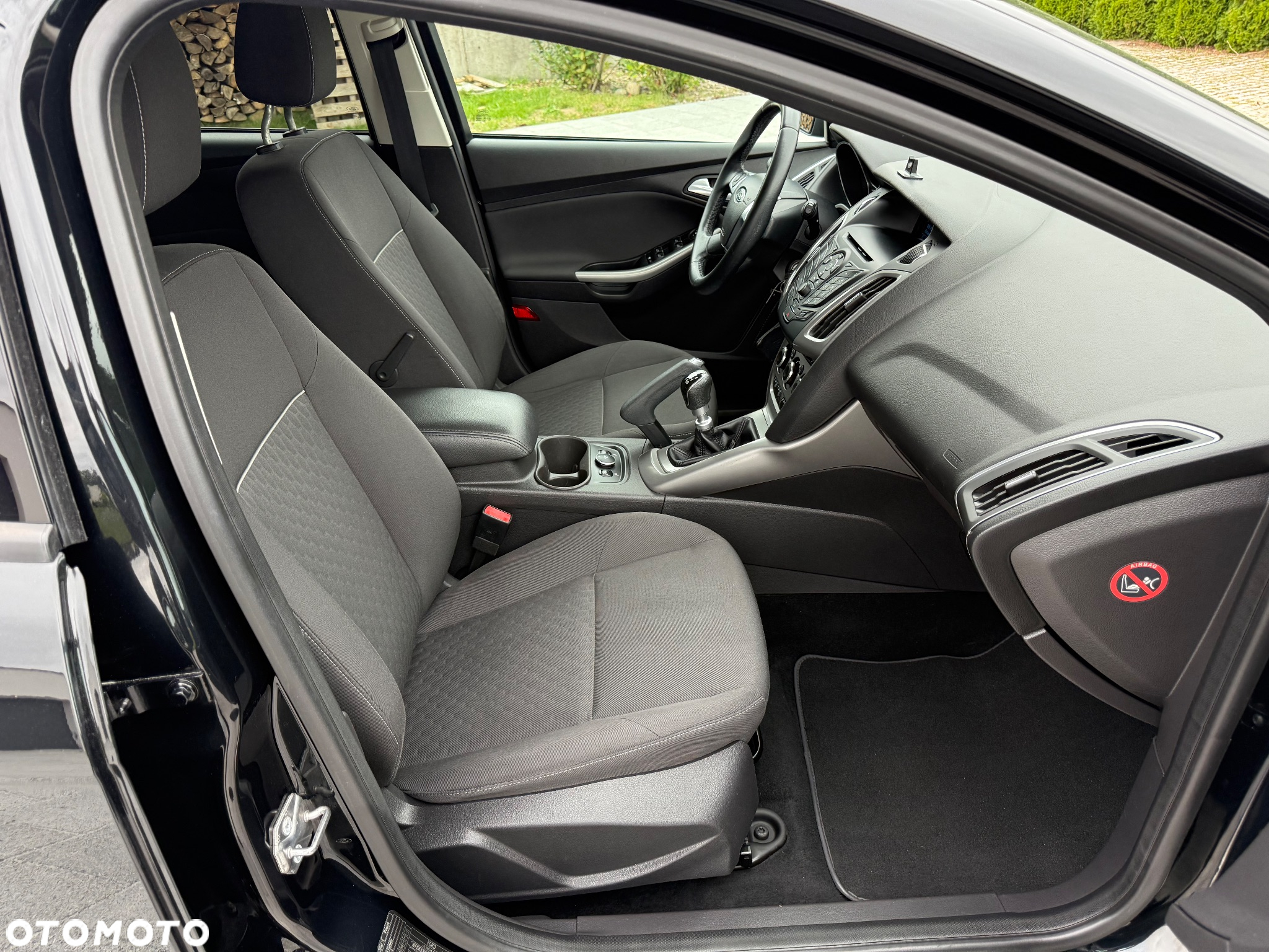 Ford Focus 1.0 EcoBoost Titanium Business - 16
