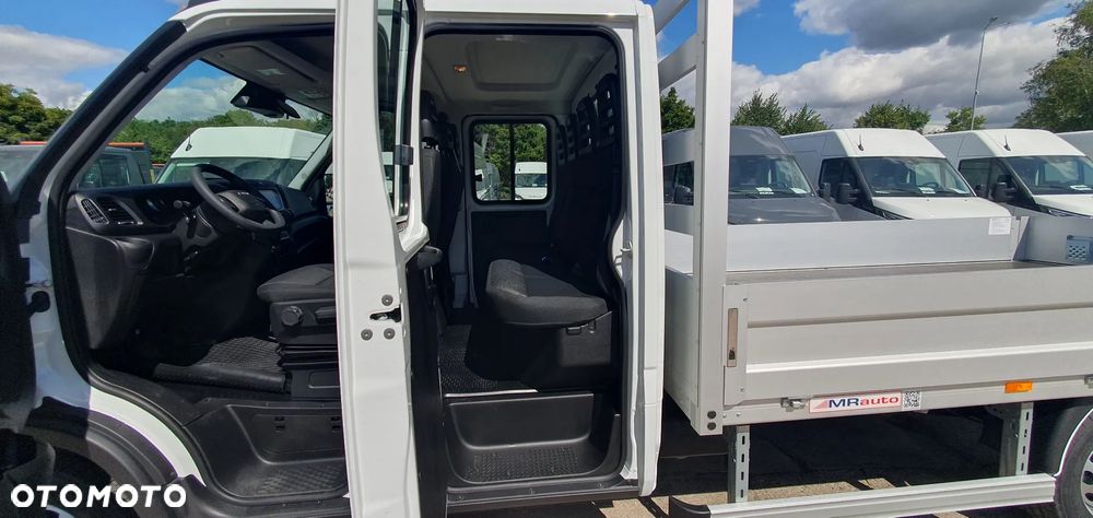 Iveco 35S18HD DOKA 7 OSÓB OKAZJA hak gratis - TANIO !! WYPRZEDAŻ - 16