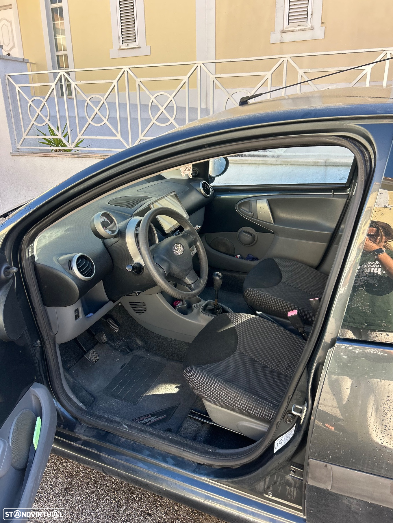 Toyota Aygo 1.0 + AC - 9