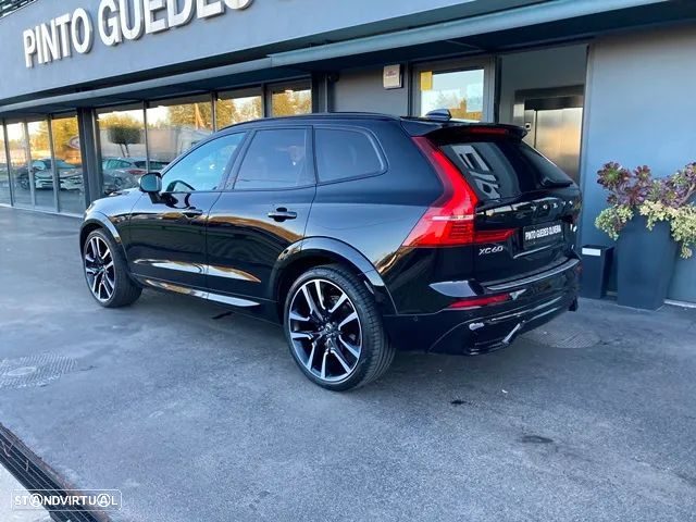 Volvo XC 60 2.0 B5 R-Design AWD - 6