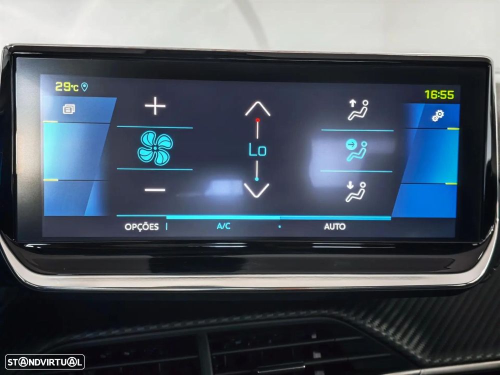 Peugeot e-2008 Allure - 9