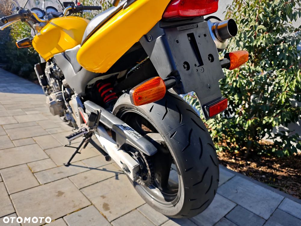 Honda Hornet - 15