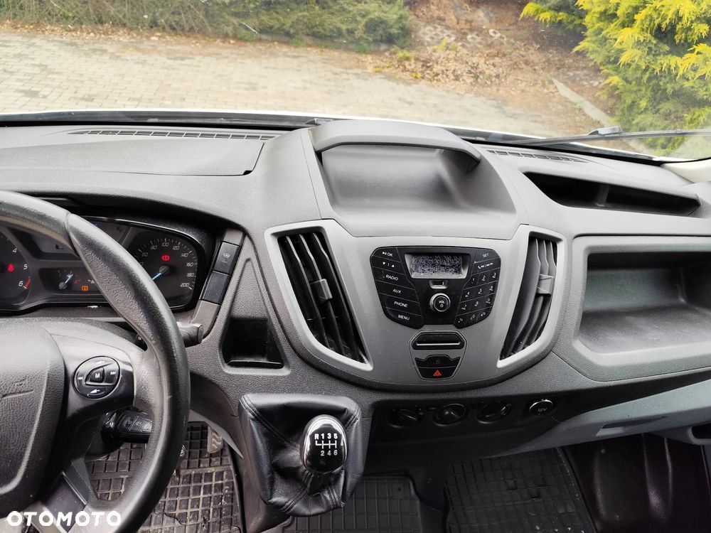 Ford Transit - 13