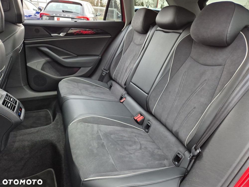 Volkswagen Passat Variant - 16