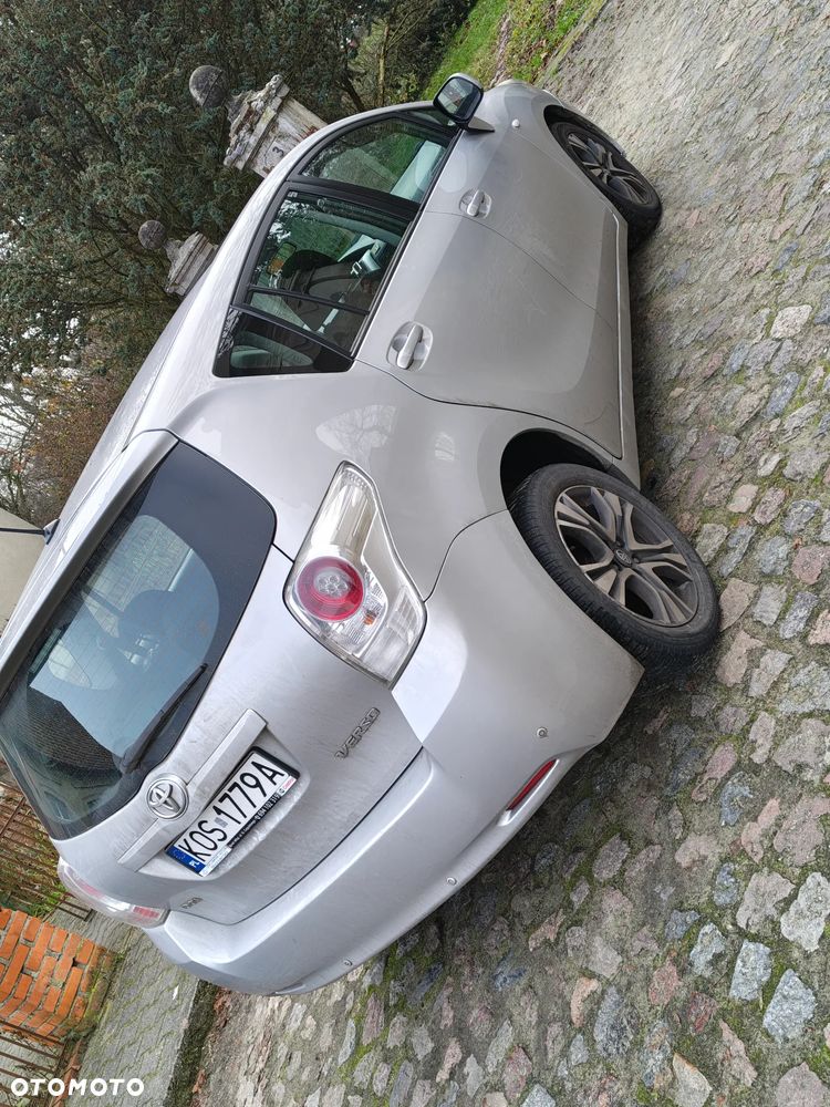 Toyota Verso 2.0 D-4D 2010 7os - 5