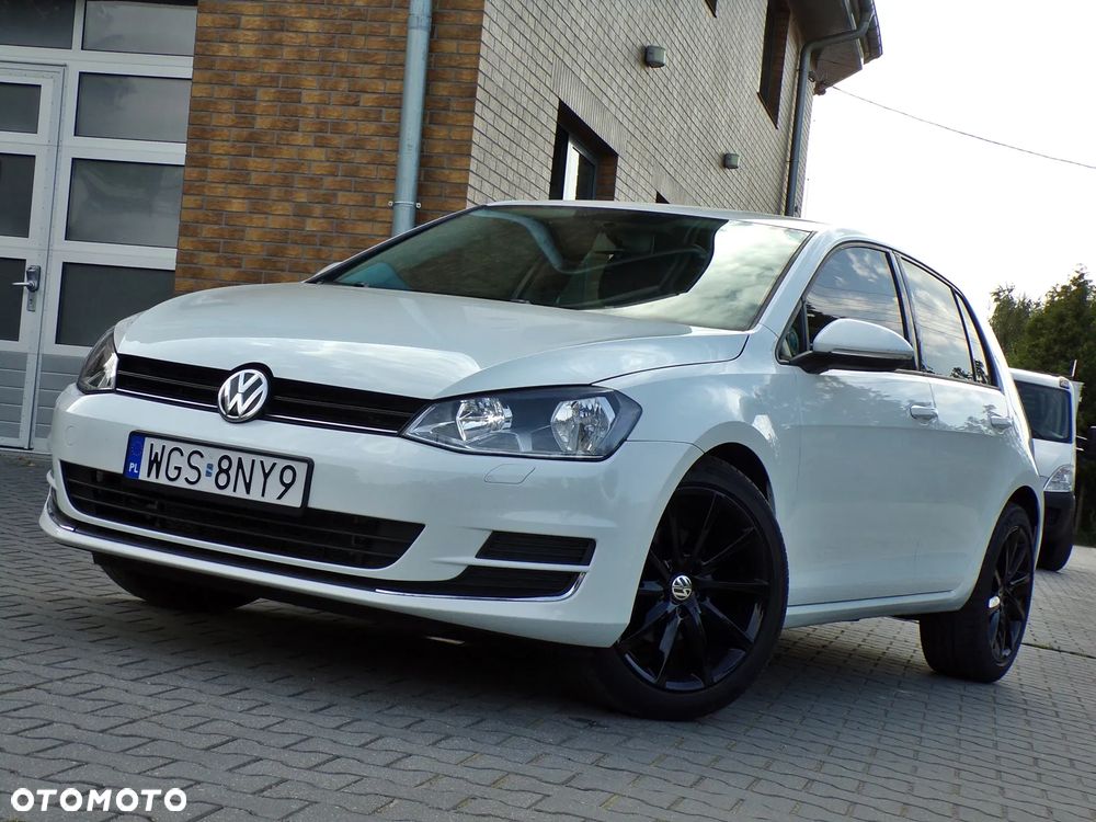 Volkswagen Golf 2.0 BlueTDI DSG Comfortline - 3