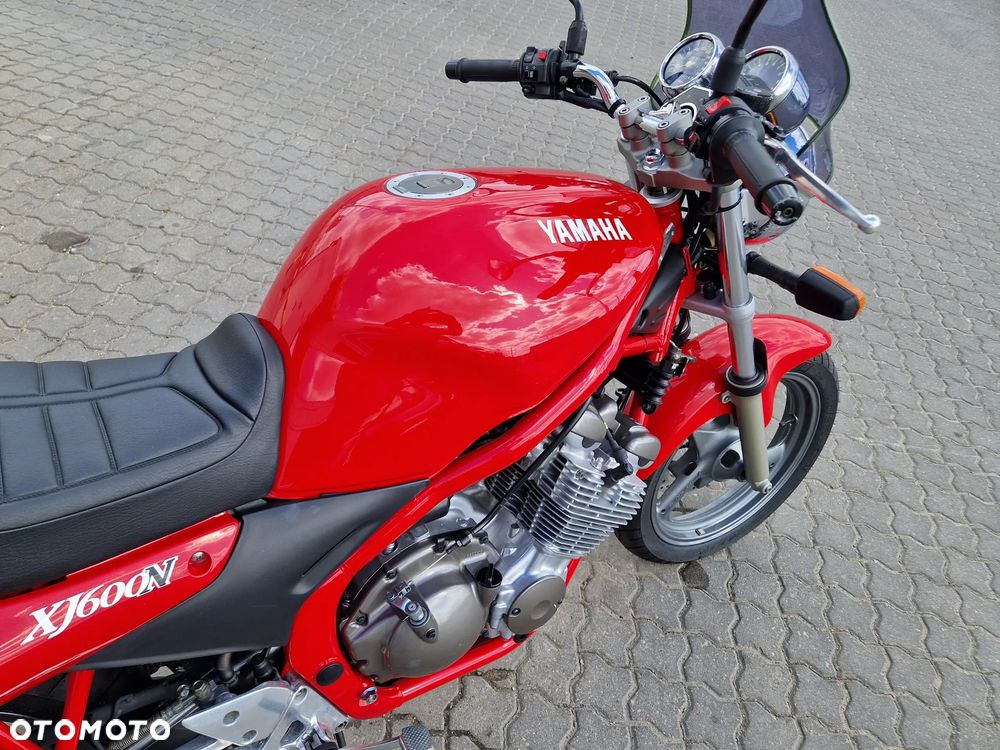 Yamaha XJ - 4