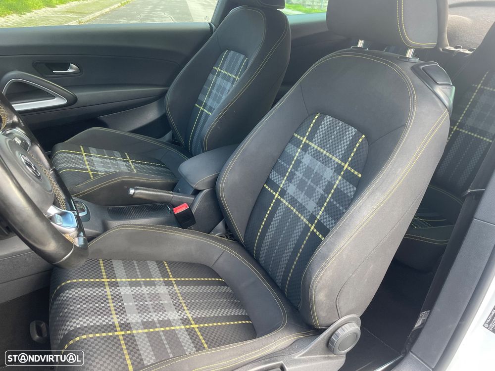 VW Scirocco 2.0 TDI Blue Motion Technologie DSG Club - 14