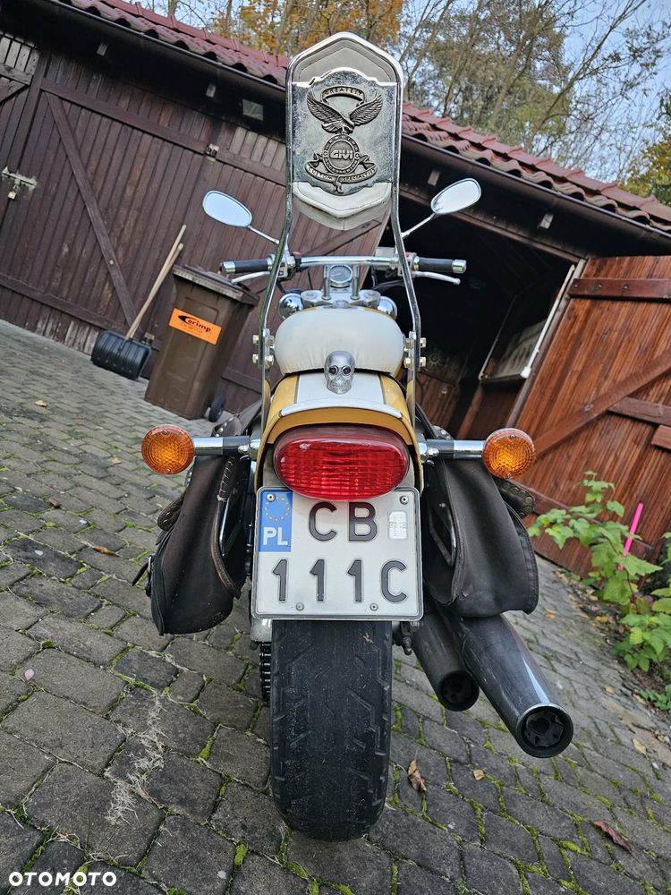 Suzuki Marauder - 12