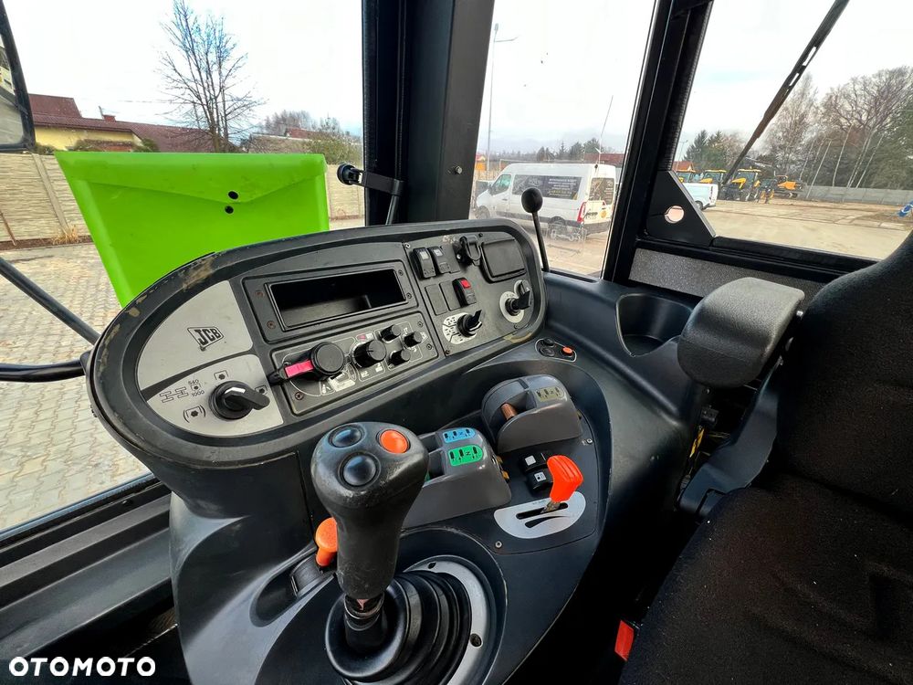 JCB Fastrac 3190 | 2003 Rok| 190 KM - 10