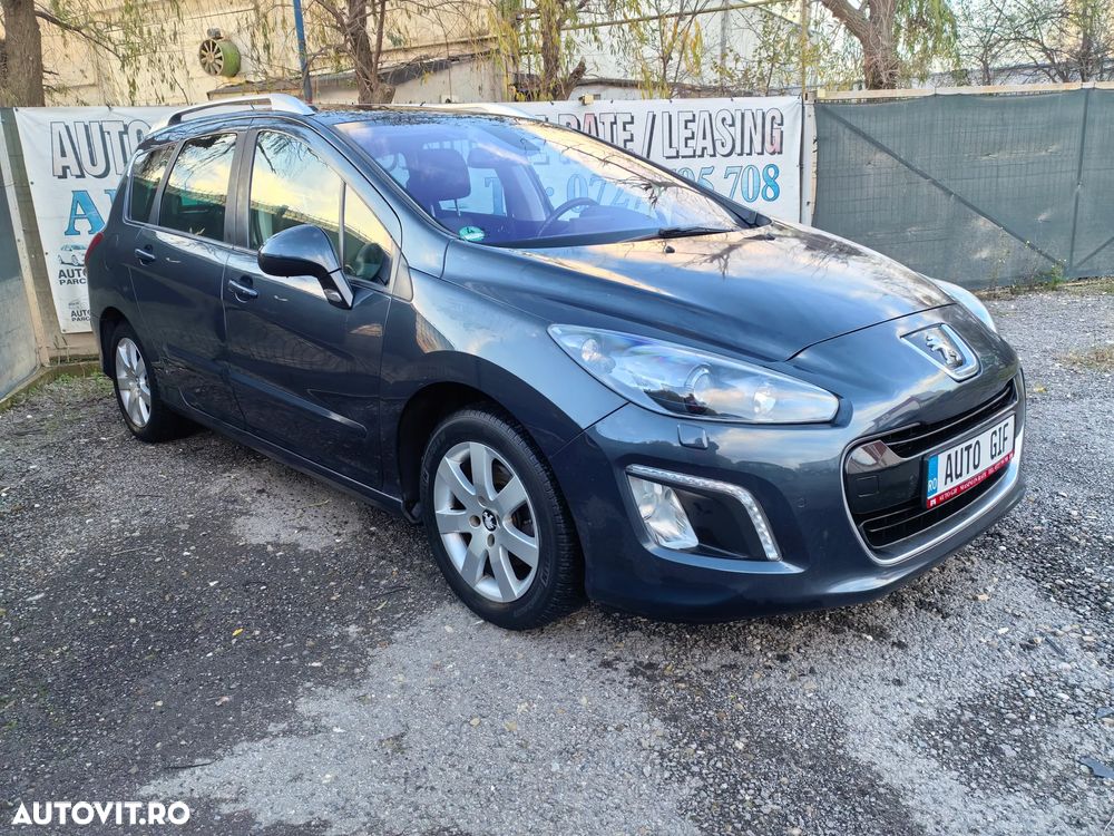 Peugeot 308 HDi FAP 110 NAVTEQ ON BOARD - 11