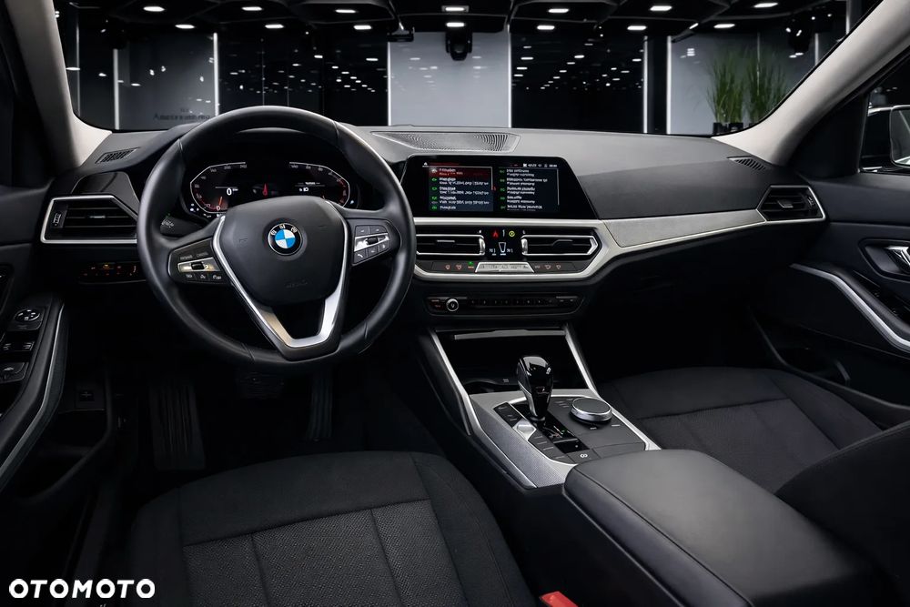 BMW Seria 3 318i Advantage sport - 6