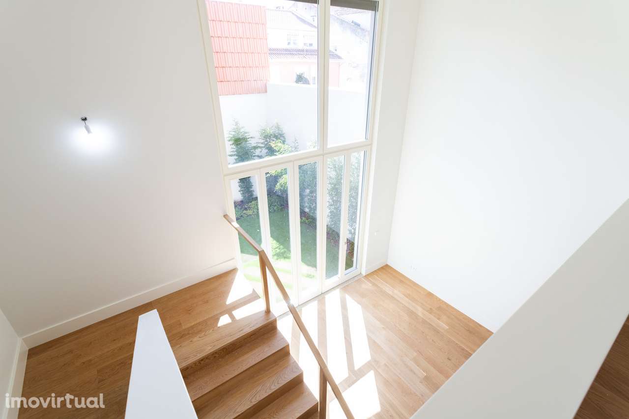 APARTAMENTO DE LUXO, T2 DUPLEX,  A 3 MINUTOS DA AV. DA LIBERDADE - Grande imagem: 5/36