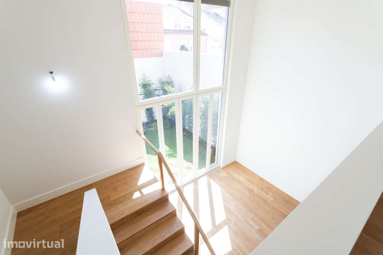 APARTAMENTO DE LUXO, T2 DUPLEX,  A 3 MINUTOS DA AV. DA LIBERDADE - Grande imagem: 5/36