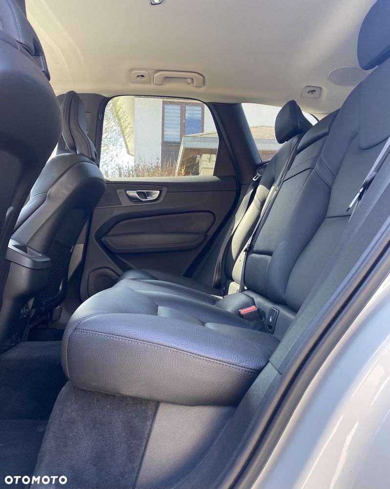 Volvo XC 60 B4 D AWD Inscription - 13