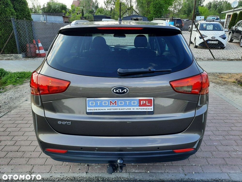 Kia Ceed - 6
