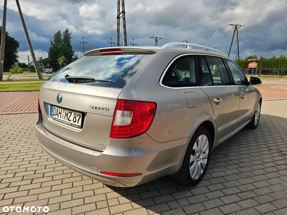 Skoda Superb 2.0 TDI DSG Elegance - 7