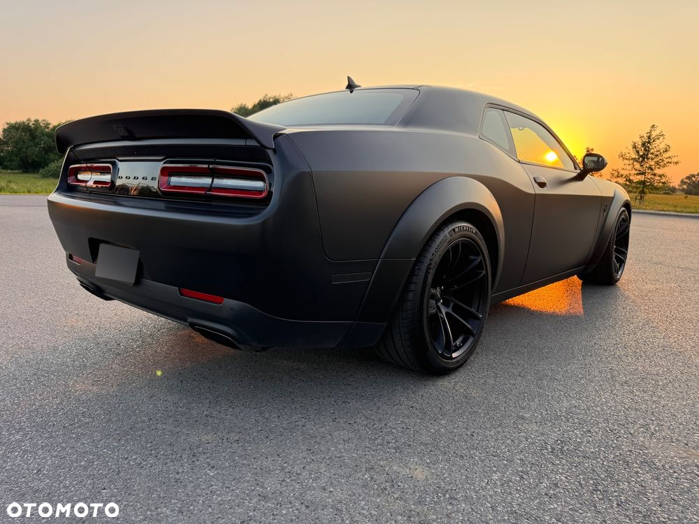 Dodge Challenger 6.2 Hellcat Widebody - 9