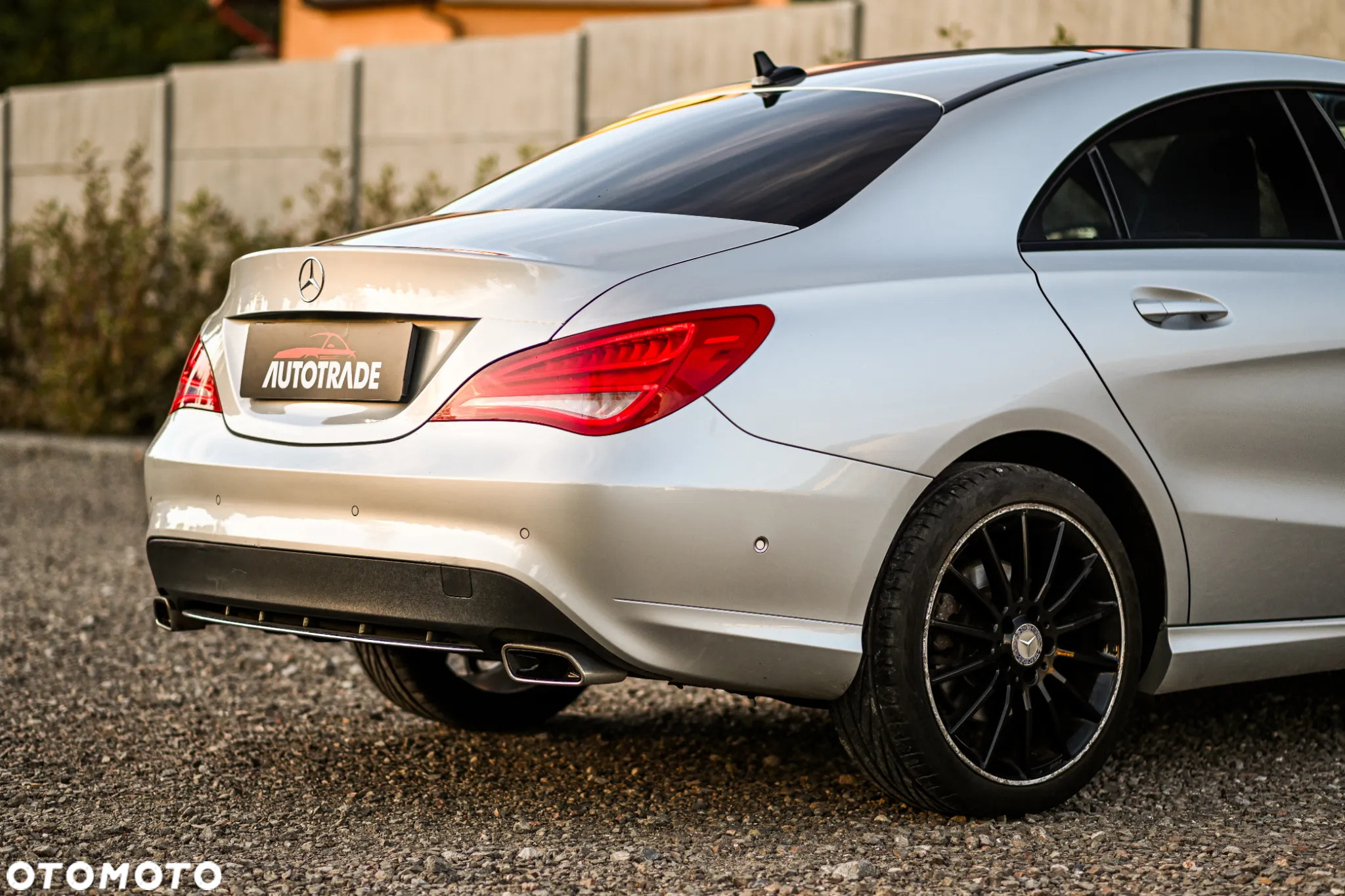 Mercedes-Benz CLA 180 7G-DCT - 15