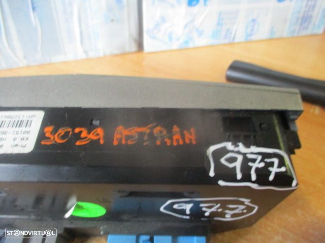 Comando Sofagem 13250618 OPEL ASTRA H 2007 1.9Cdti   5P CINZA ESCURO Preh - 2