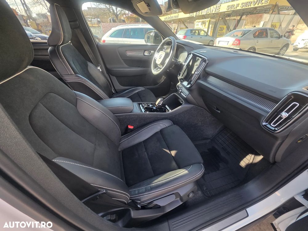 Volvo XC 40 B4 AT8 AWD Mild Hybrid Inscription - 6