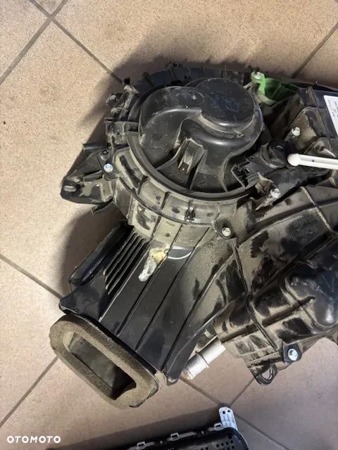 NAGRZEWNICA VOLKSWAGEN VW T6 7E0819004E - 4