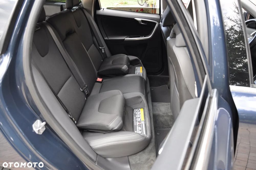 Volvo XC 60 - 10