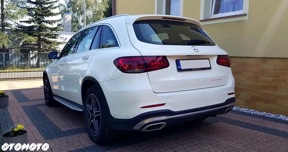 Mercedes-Benz GLC 220 d 4Matic 9G-TRONIC AMG Line - 4