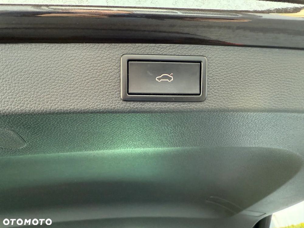 Skoda Karoq 1.6 TDI 4x2 Style DSG - 28