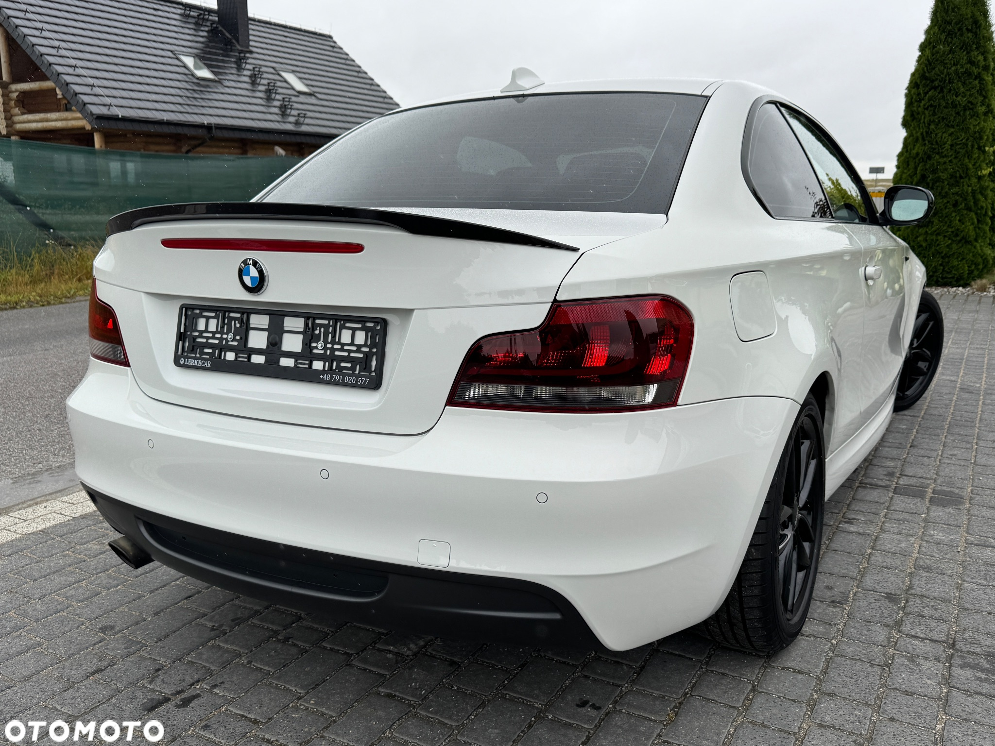 BMW Seria 1 120i - 4