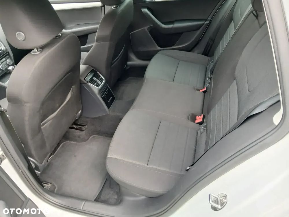 Skoda Octavia 2.0 TDI 4x4 Ambition DSG - 19