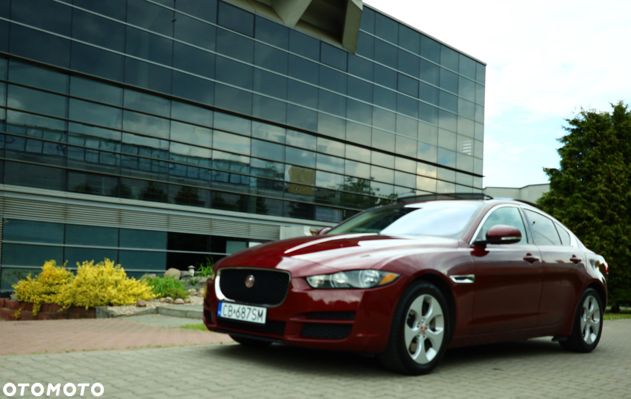 Jaguar XE 2.0 T Prestige - 12