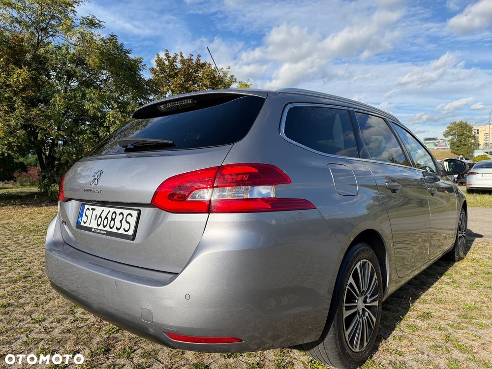 Peugeot 308 2020 photo 5