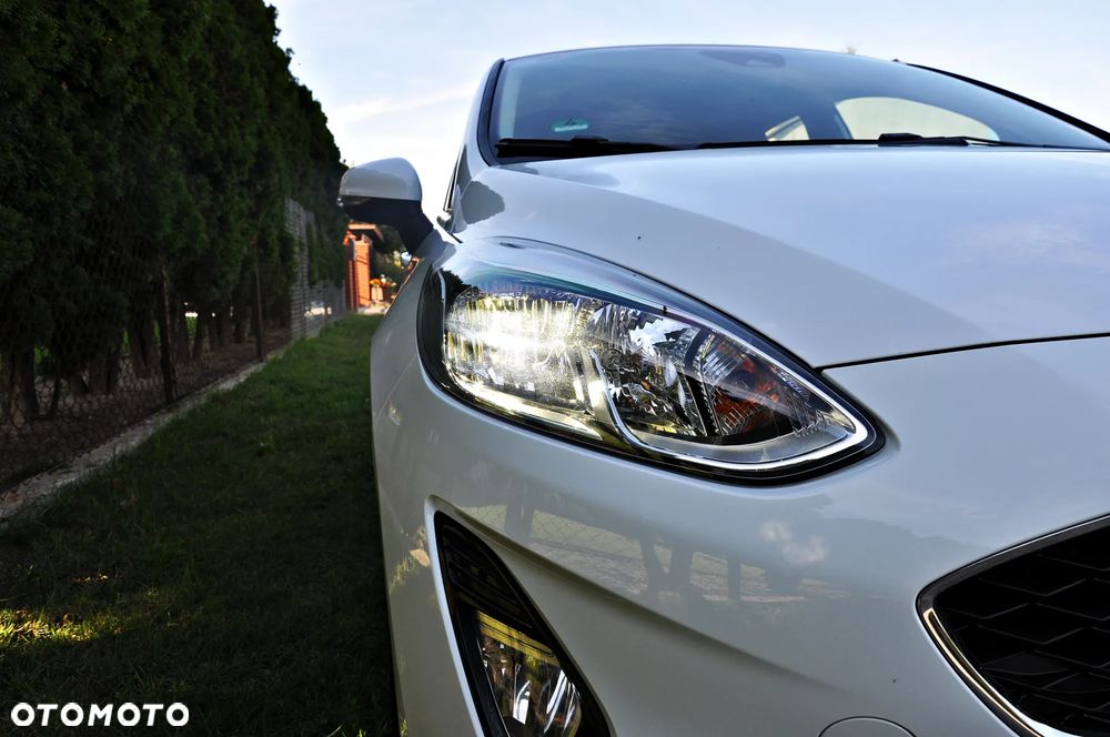 Ford Fiesta 1.0 EcoBoost S&S COOL&CONNECT - 28