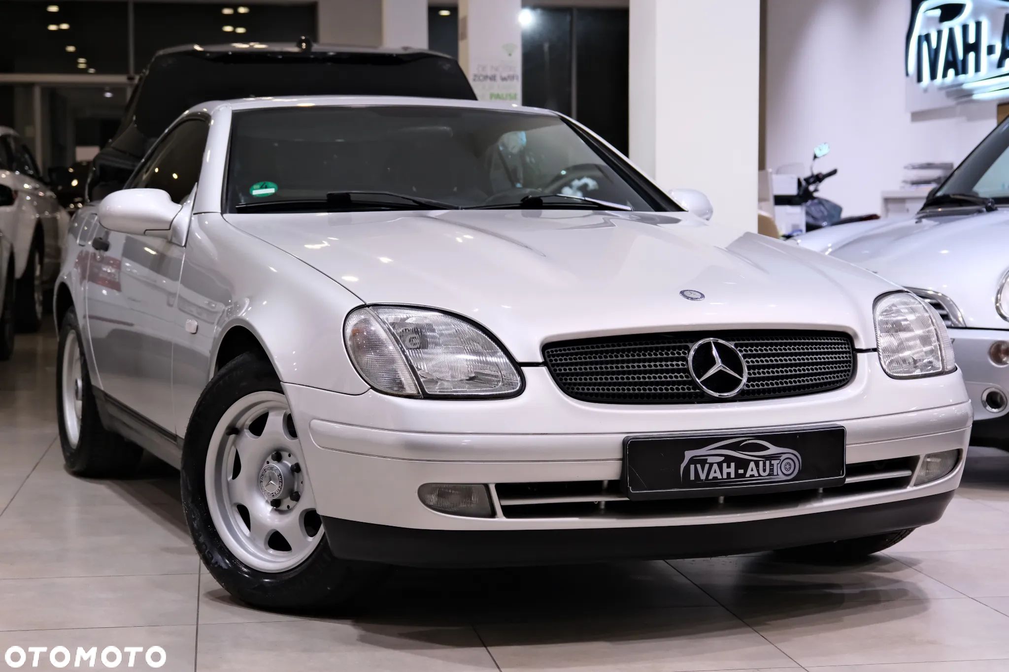 Mercedes-Benz SLK 200 - 1
