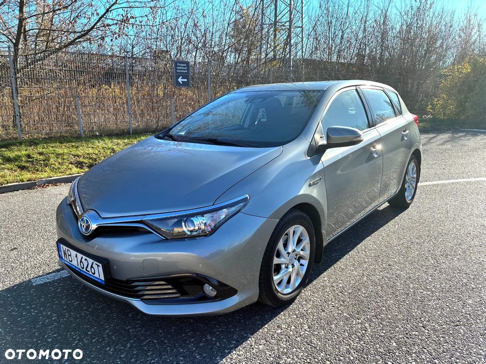 Toyota Auris Hybrid 135 Prestige