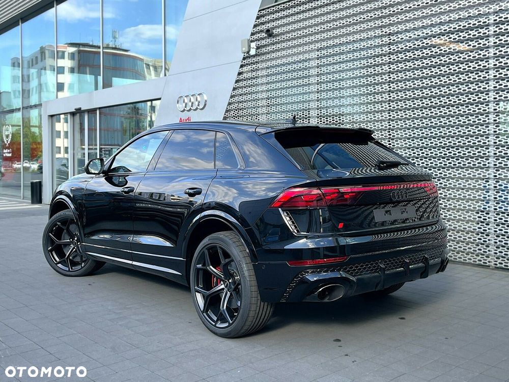 Audi RS Q8 - 3