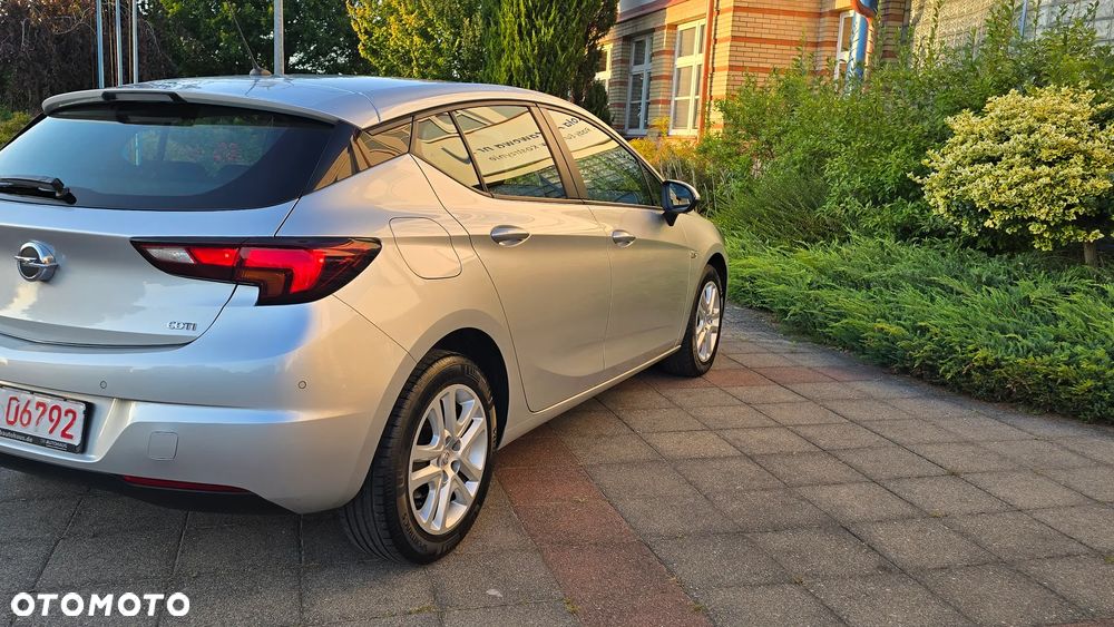 Opel Astra - 34