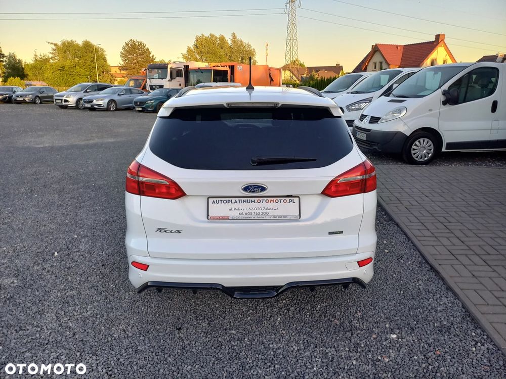 Ford Focus 1.0 EcoBoost ST-Line ASS - 6
