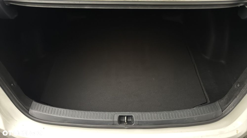 Toyota Corolla 1.5 Comfort MS - 15