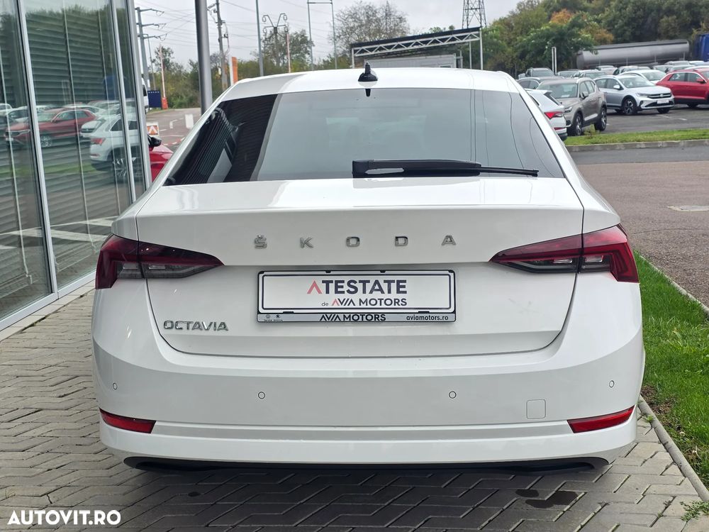 Skoda Octavia 2.0 TDI DSG Style - 8