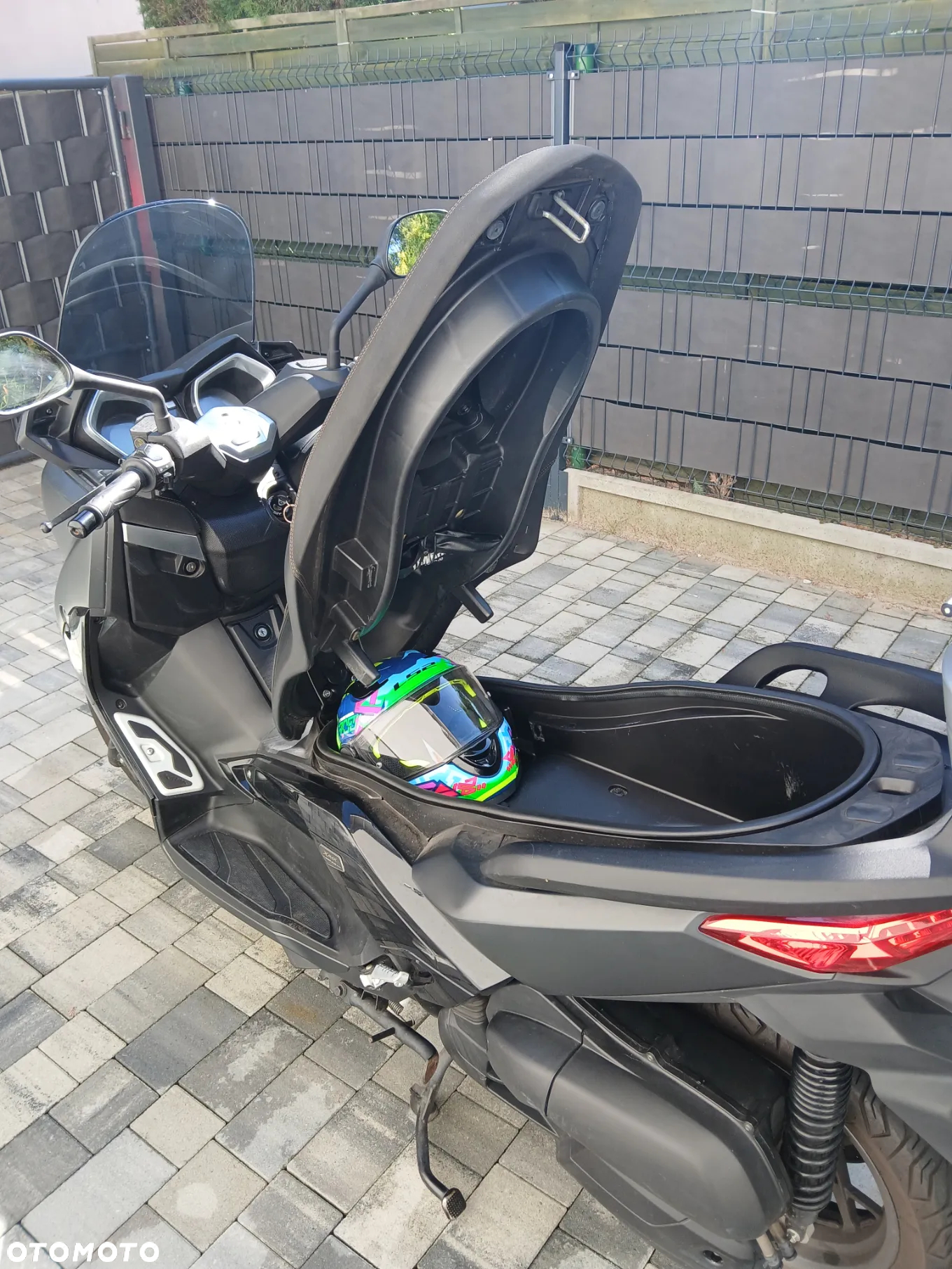 Yamaha X-max - 9