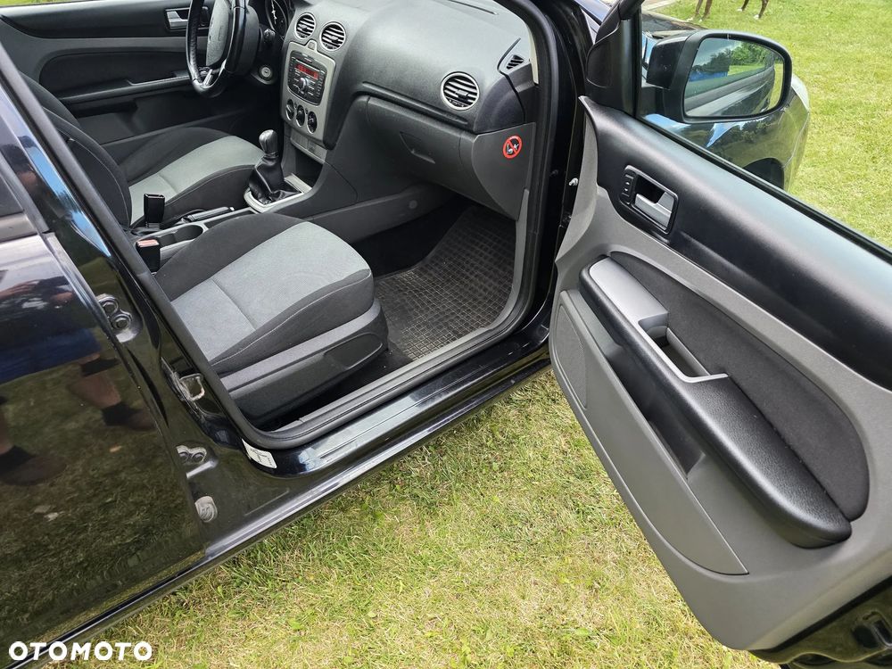 Ford Focus - 12