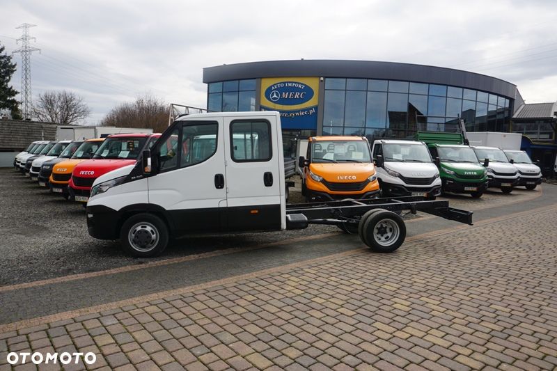 Iveco 35C14 doka skrzynia wywrotka HDS żuraw - 14