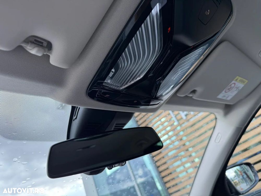 BMW Seria 3 - 25
