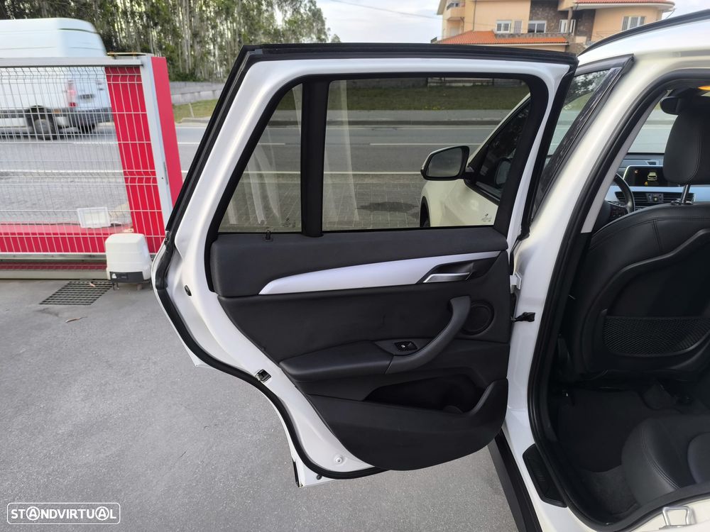 BMW X1 16 d sDrive - 27