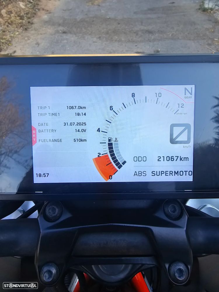 KTM 125 Duke 125 - 7