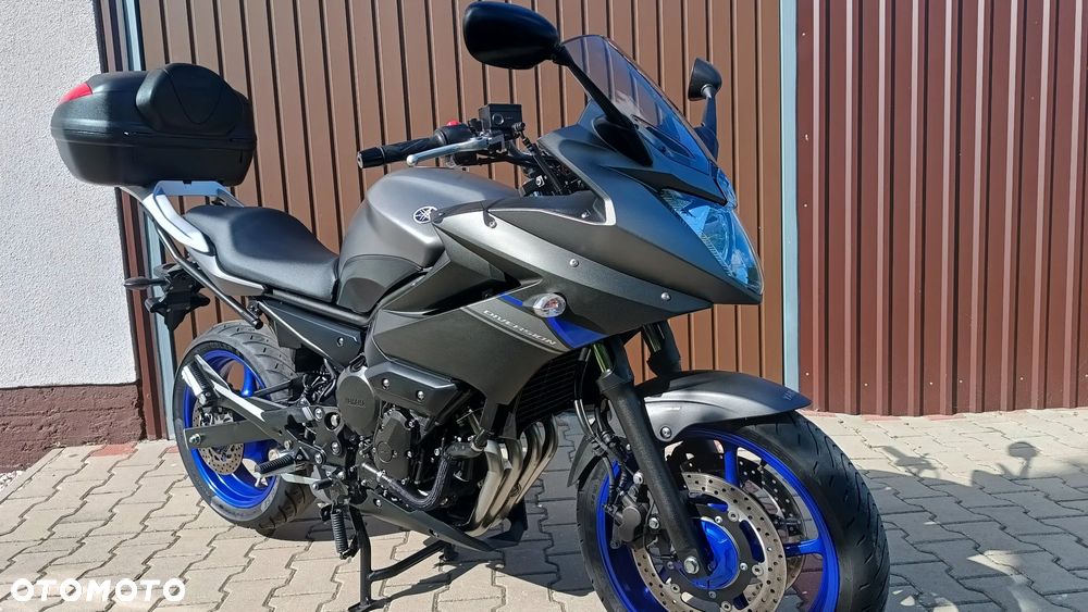 Yamaha XJ - 1