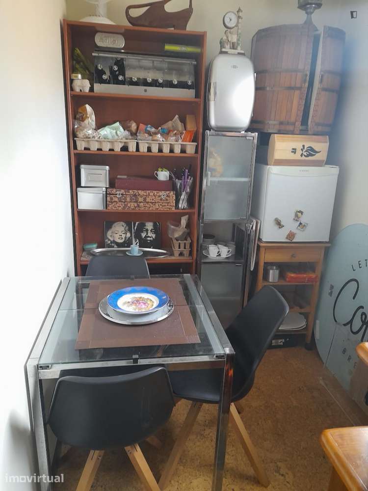 Apartamento com 1 quartos - localizado em Santo Ildefonso Porto - Grande imagem: 3/22