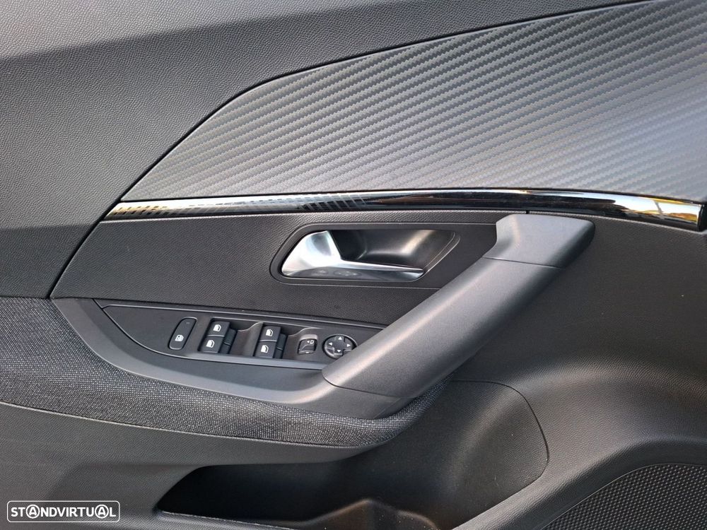 Peugeot e-2008 54 kWh Active - 22